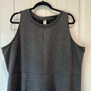 Old Navy Gray Sleeveless Midi Dress